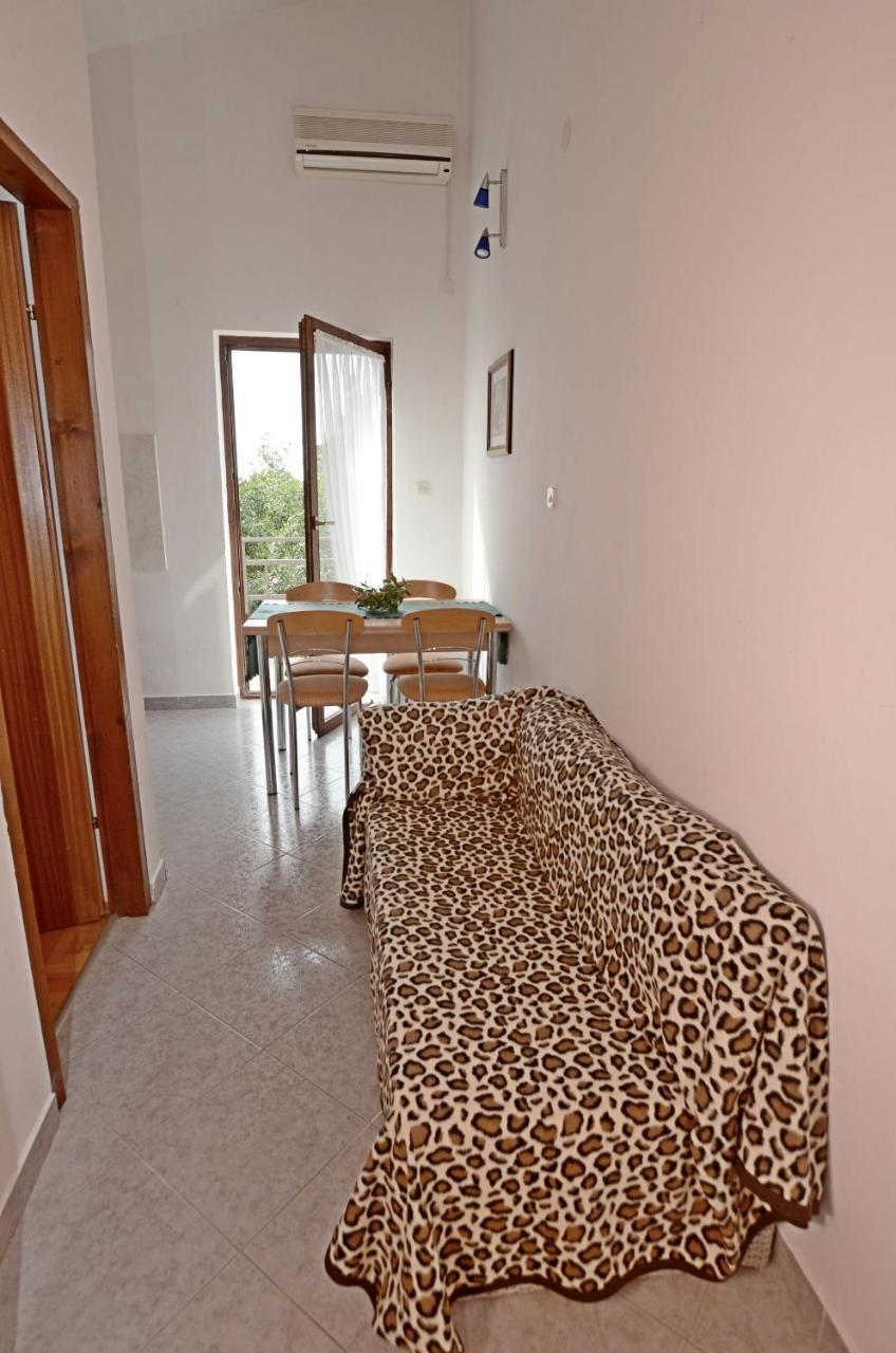 Apartments Josip Pavicini 外观 照片